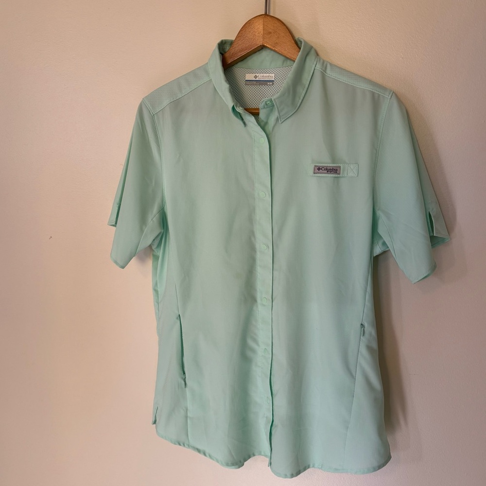 Columbia Women's Mint Green Shirt